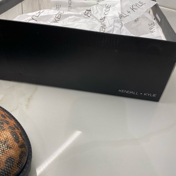 KENDALL + KYLIE EPIC LEOPARD COMBAT BOOTS EURO 36 NEW - Picture 7 of 16